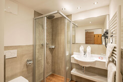 Bathroom sample modern in a Bräu-Room