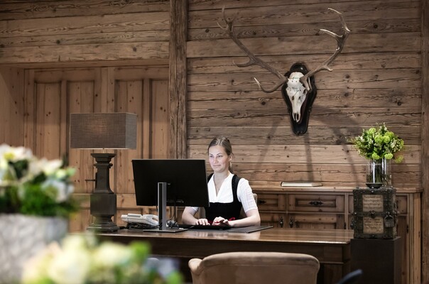 GROSSARLER-HOF_Lobby_01