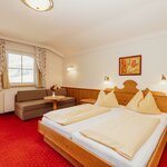 Photo of double room with shower, WC