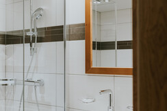 HTH_zimmer_FIN_BH_WEB_26