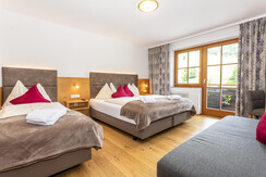 Dreibettzimmer