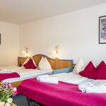 Photo of Junior suite, shower or bath, toilet, 1 bed room
