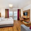 Photo of Family room, shower or bath, toilet | © Hotel Unterhof