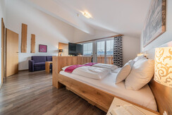 Junior Suite bed