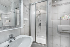 Dusche/WC1