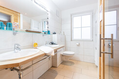 Bathroom with infra-red-cabin
