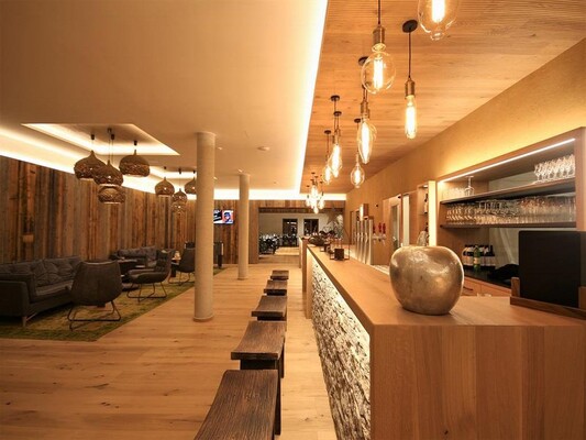 Hotelar