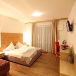 Photo of Double room, shower, toilet short stay
