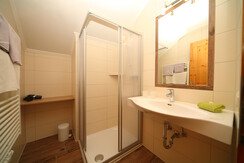 Apartment 6 Bad
