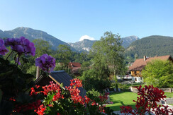 Linharterhof - Gartenblick