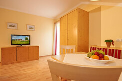 Wohnzimmer - App. 4