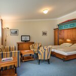 Photo of Studio, shower, toilet, living room/bedroom