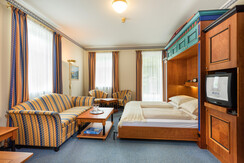 MONDI Hotel Bellevue Suite Panorama Wohnzimmer 2