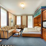 Photo of Suite, bath, toilet, 2 bed rooms