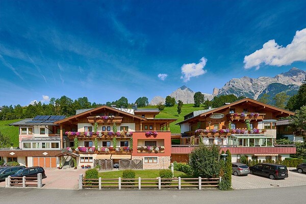 Pension im Sommer