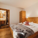 Photo of Apartment, shower, toilet, 2 bed rooms