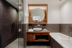PoSt Maria Alm -Badezimmer Max