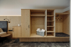 Suite Small - Resl