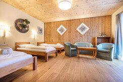 Fotos_Zimmer_Lacknerhof_Juni2022_druckaufloesung (