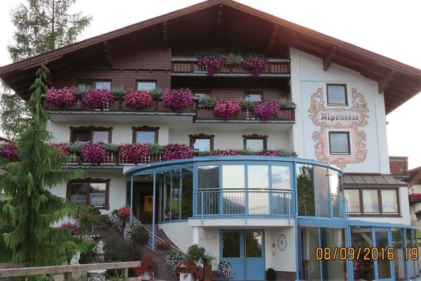 Alpenrose