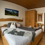 Photo of double room with shower, WC