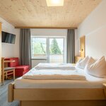 Photo of double room with shower, WC