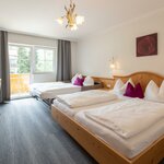 Photo of Family room, shower, toilet, 2 bed rooms